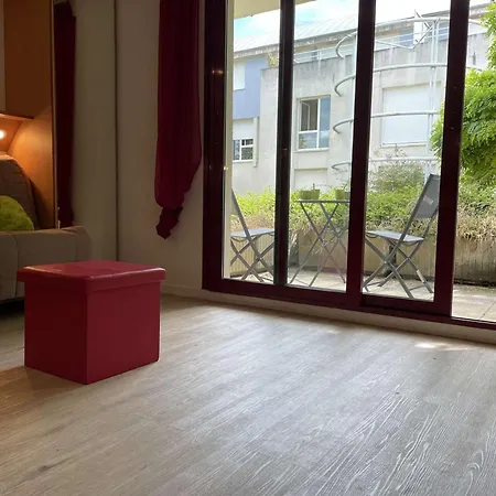Apartamento 2 Pers Avec Terrasse, Piscine Et Proche Plage, - Fr-1-246-725 *