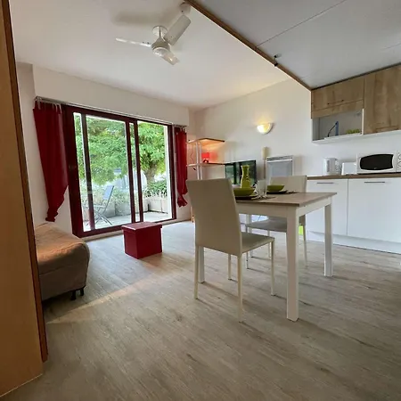 2 Pers Avec Terrasse, Piscine Et Proche Plage, - Fr-1-246-725 Apartamento